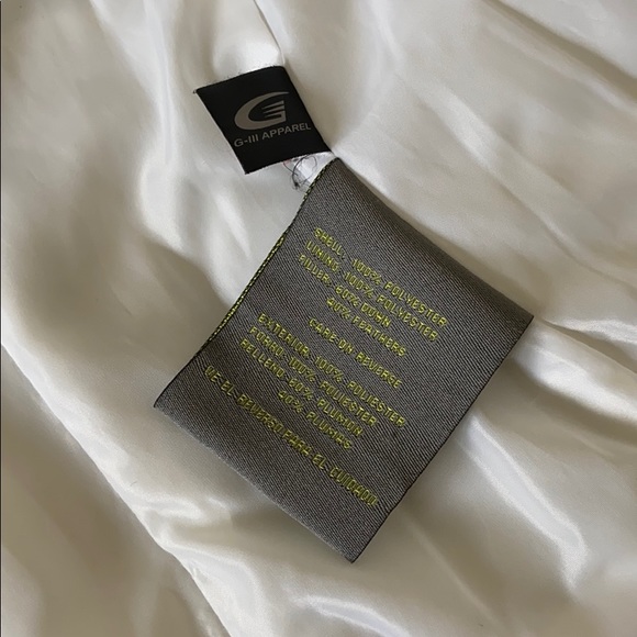 Kenneth Cole Reaction White Down Feather Vest - Picture 6 of 6